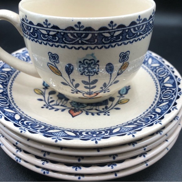 2 of 8 Cup /Saucer Sets JOHNSON BROTHERS Hearts and Flowers England PERFECT - Picture 3 of 6